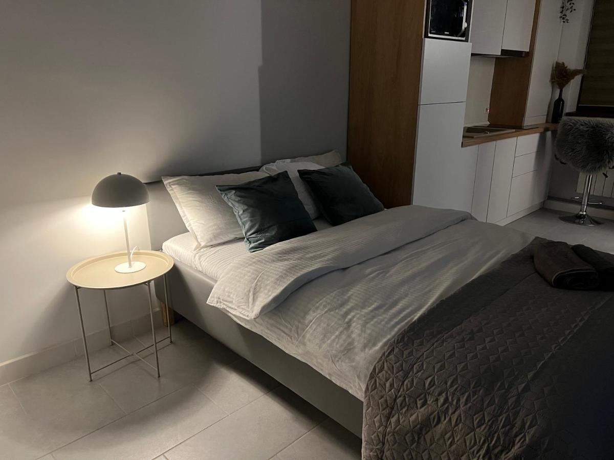 One Room יאשי מראה חיצוני תמונה