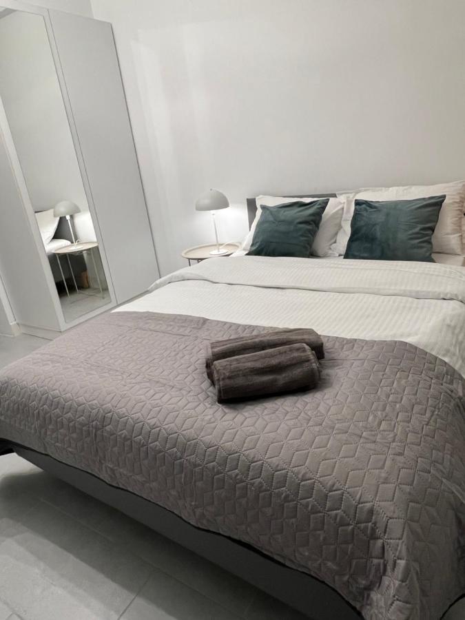 One Room יאשי מראה חיצוני תמונה